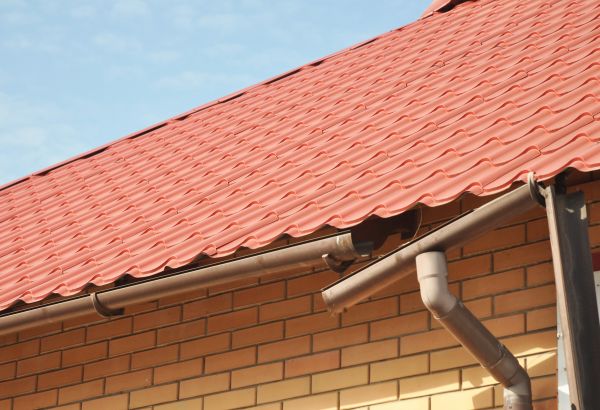 Loose Gutter Repair in Bloomington